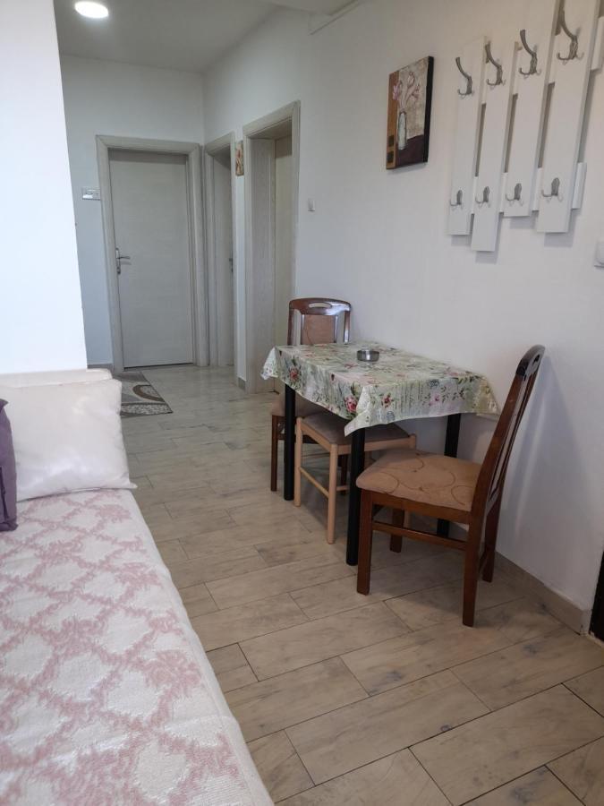 Apartman Sb Ulcinj Eksteriør billede
