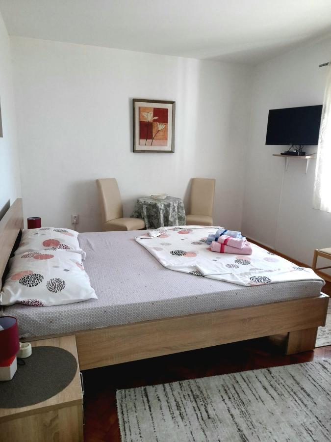 Apartman Sb Ulcinj Eksteriør billede