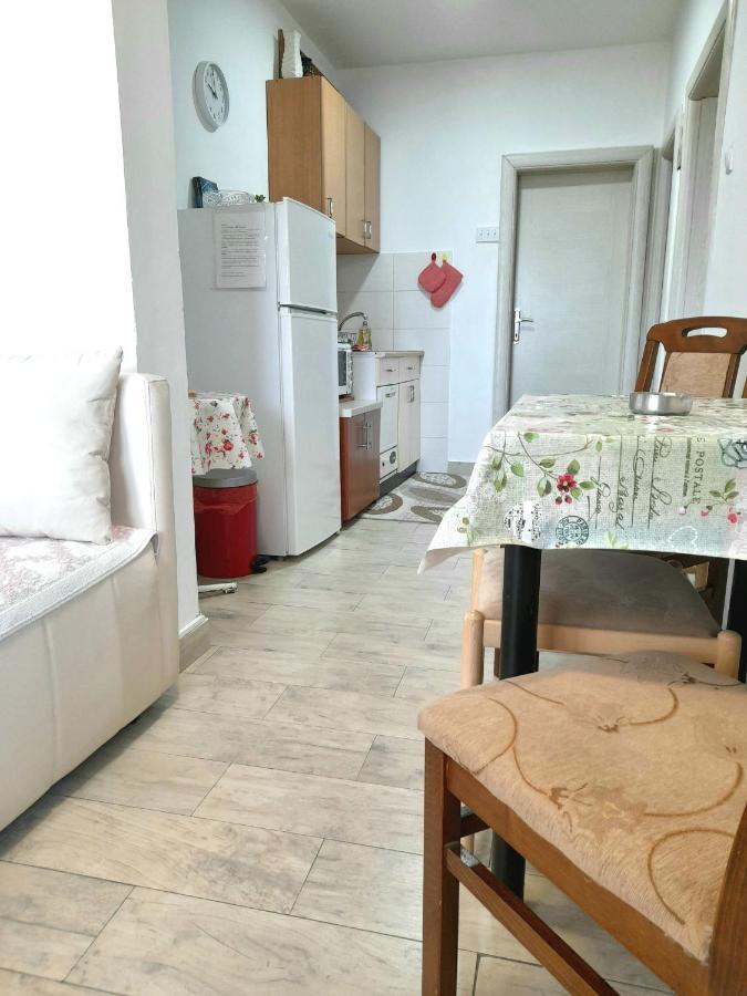 Apartman Sb Ulcinj Eksteriør billede